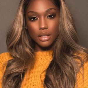 Meet your Posher, Olivia